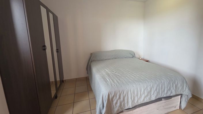 Image No.18-2 Bed Apartment for sale