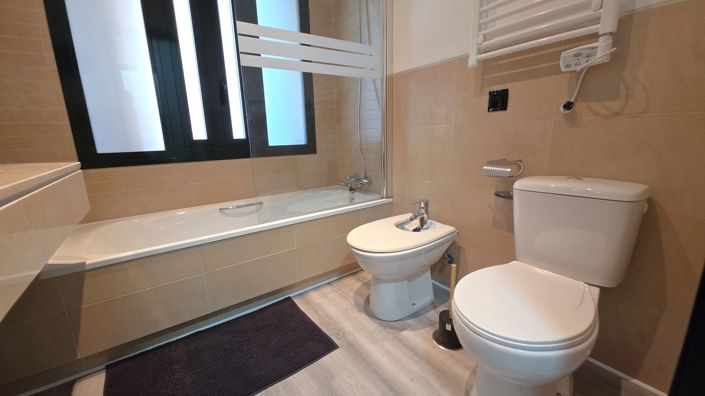 Image No.16-2 Bed Apartment for sale