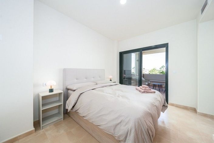Image No.9-1 Bed Apartment for sale