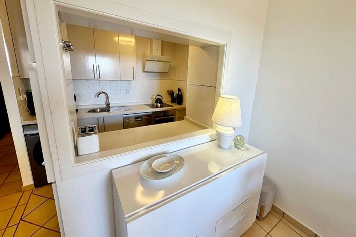 Image No.11-2 Bed Apartment for sale
