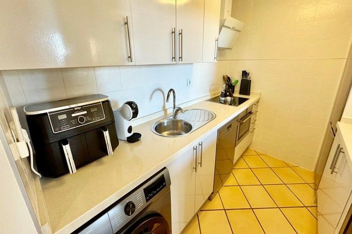 Image No.13-2 Bed Apartment for sale