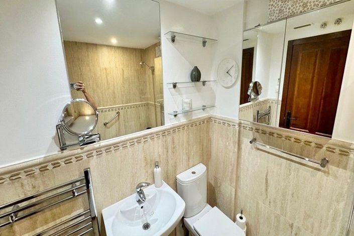 Image No.24-2 Bed Apartment for sale