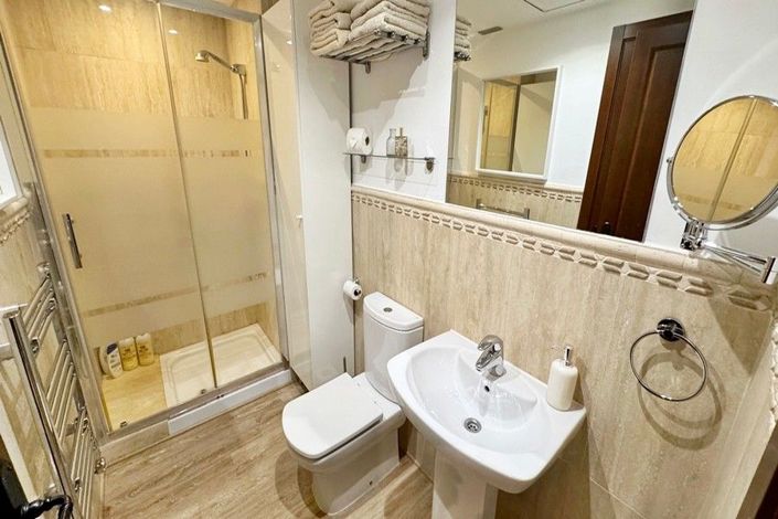 Image No.33-2 Bed Apartment for sale