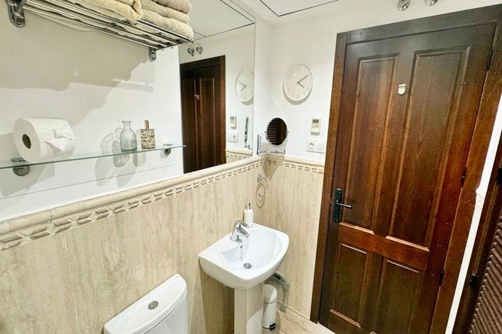 Image No.35-2 Bed Apartment for sale