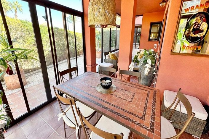 Image No.19-3 Bed House for sale