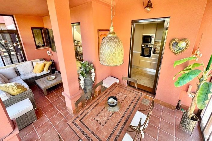 Image No.20-3 Bed House for sale