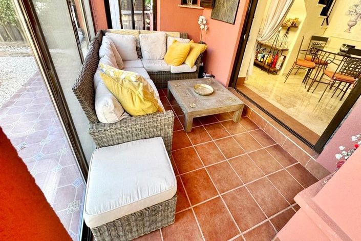 Image No.21-3 Bed House for sale