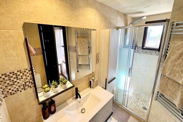 Image No.43-3 Bed House for sale