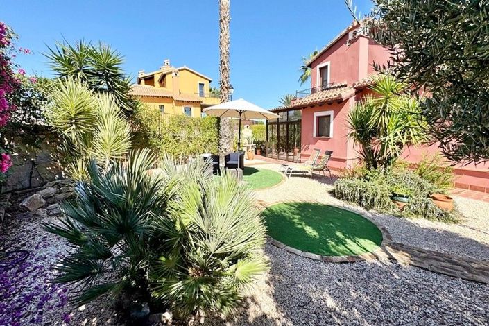 Image No.51-3 Bed House for sale