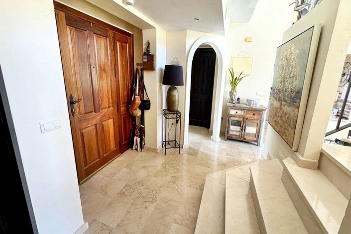 Image No.6-3 Bed House for sale
