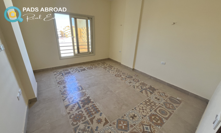 Image No.4-Studio for sale