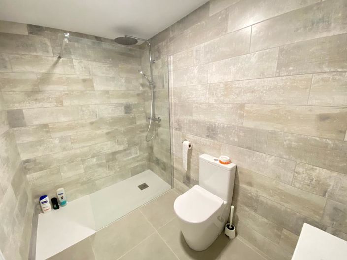 Image No.10-3 Bed Apartment for sale