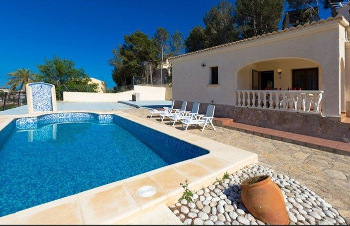 Image No.1-Villa de 3 chambres à vendre à Calpe