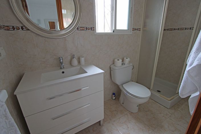 Image No.19-4 Bed Villa for sale