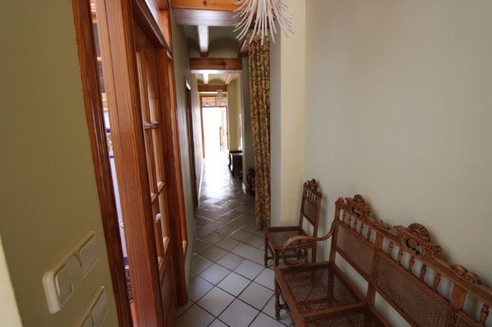 Image No.15-7 Bed Townhouse for sale