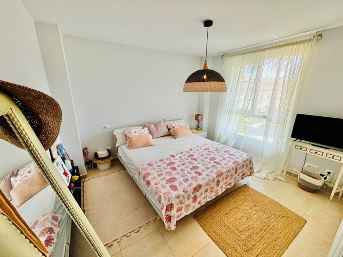 Image No.4-2 Bed Apartment for sale