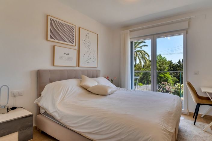 Image No.16-4 Bed Townhouse for sale