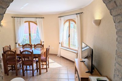 a68c762a1ca7a2a0f94f336c3fe3751d