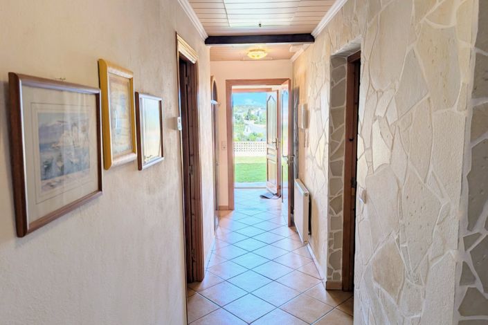 Image No.28-3 Bed Villa for sale