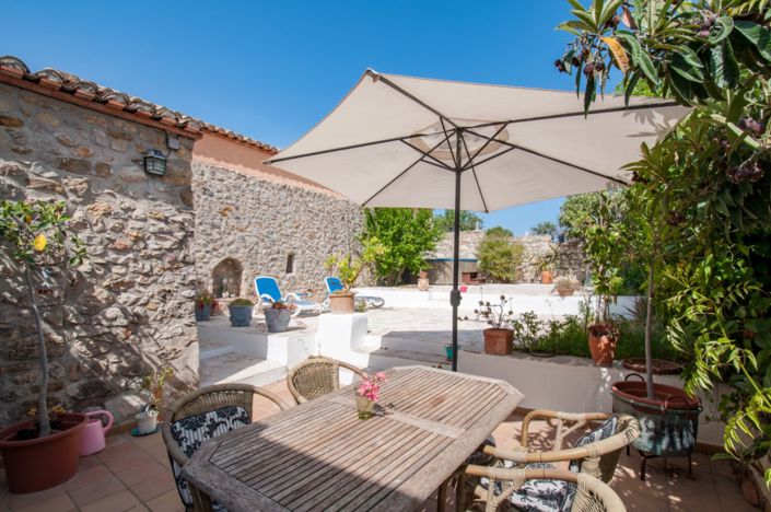 Image No.19-4 Bed Property for sale