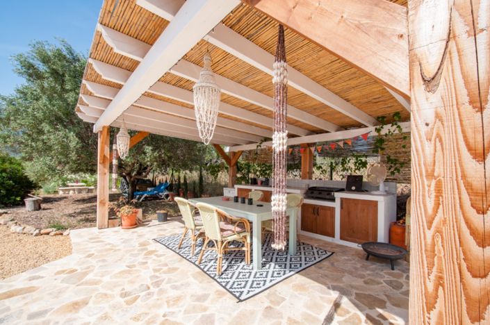 Image No.22-4 Bed Property for sale