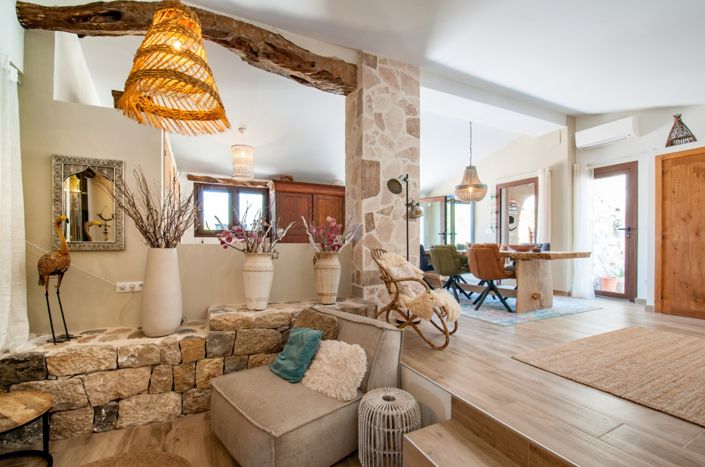 Image No.7-4 Bed Property for sale