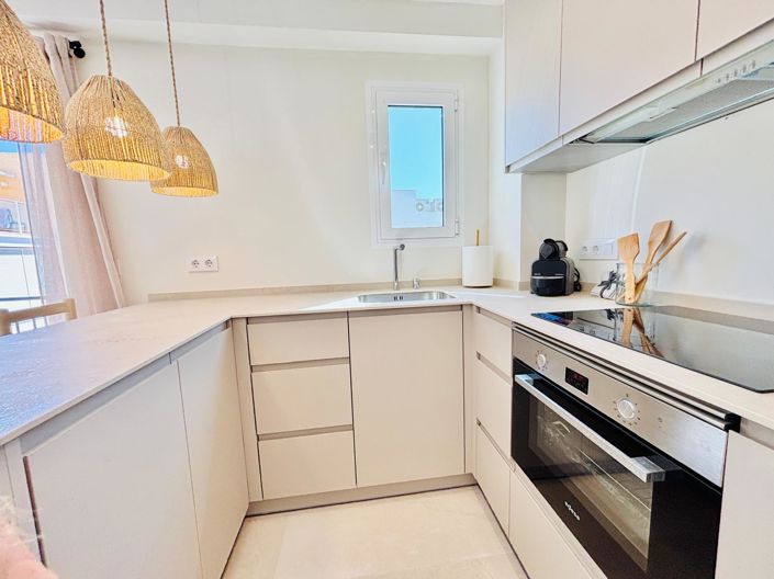 Image No.24-2 Bed Apartment for sale