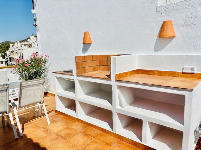 Image No.4-2 Bed Apartment for sale