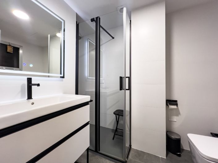 Image No.8-2 Bed Apartment for sale