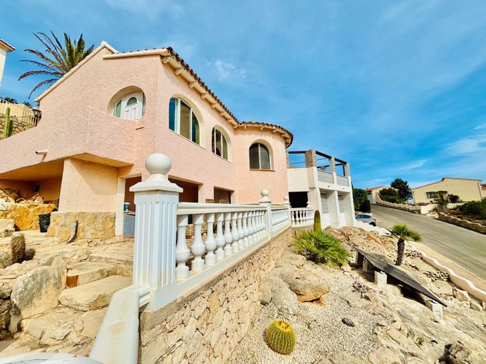 Image No.16-2 Bed Villa for sale