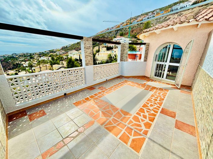 Image No.4-2 Bed Villa for sale