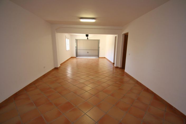 Image No.23-3 Bed Villa for sale