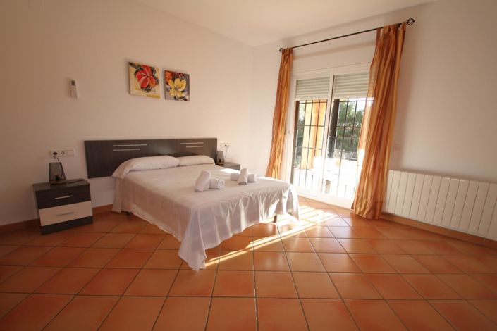 Image No.9-3 Bed Villa for sale