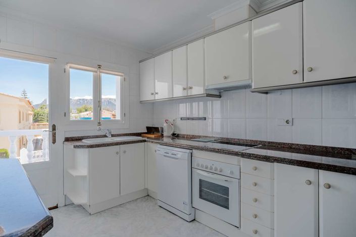 Image No.5-6 Bed Villa for sale