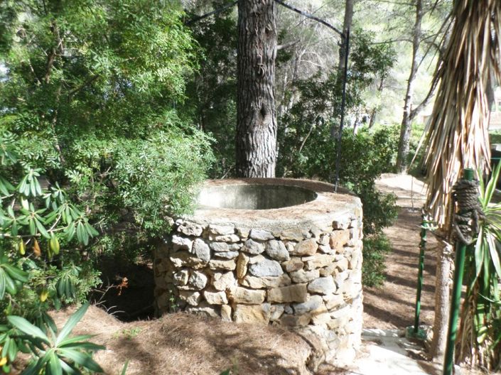 Image No.11-4 Bed Property for sale