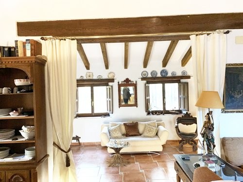 Image No.22-4 Bed Property for sale