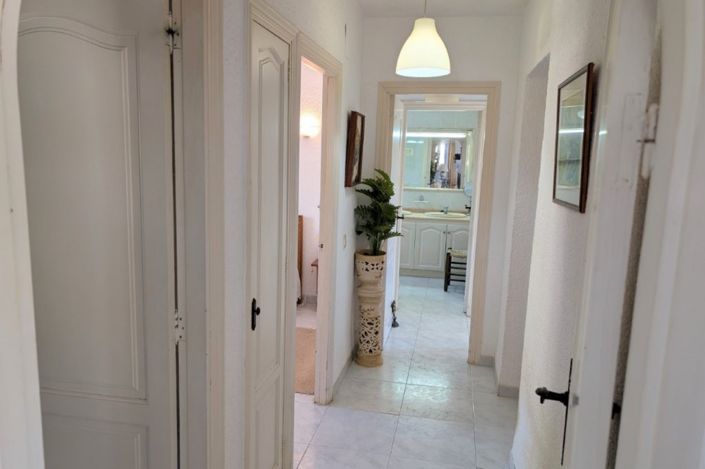 Image No.19-3 Bed Villa for sale