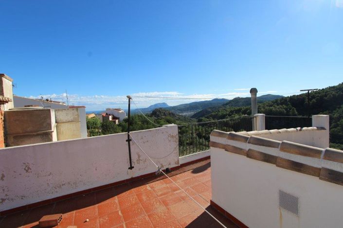 Image No.26-7 Bed Townhouse for sale