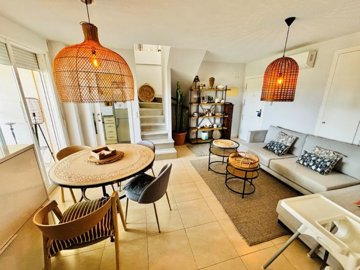 72e4721b409d46c96809219dd11219f1