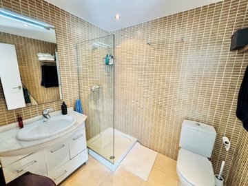 66d2ed1fbb2055fbd09fcdd8af546e66