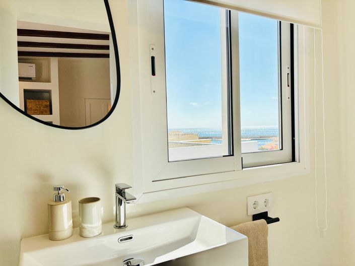 Image No.27-2 Bed Apartment for sale