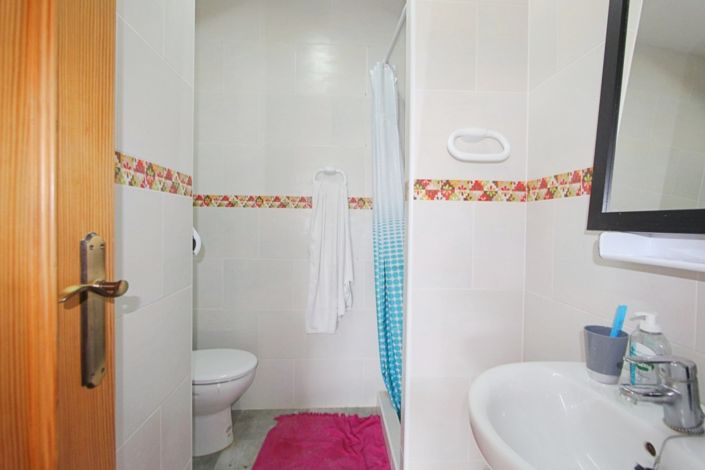 Image No.18-7 Bed Villa for sale