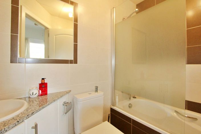 Image No.20-7 Bed Villa for sale