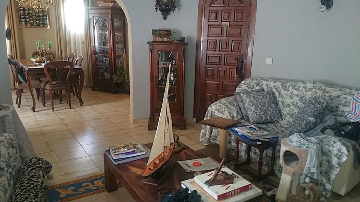 Image No.11-5 Bed Villa for sale