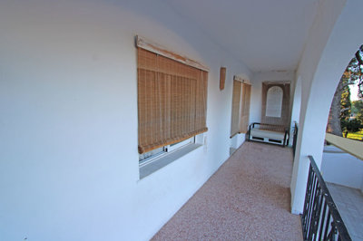 64ff983b51a1f5638d9c6b4b5e3778d7