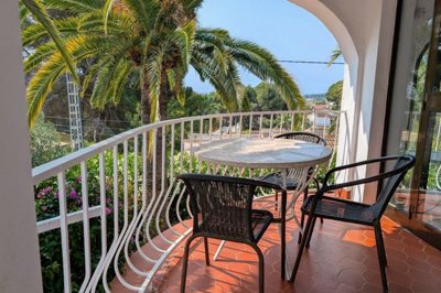 c98c0b86bc2c93689906d70b27ff186f