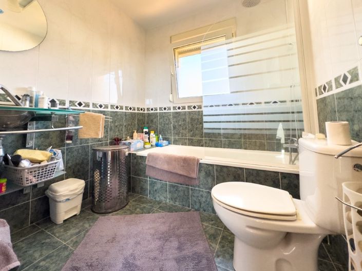 Image No.10-3 Bed Villa for sale