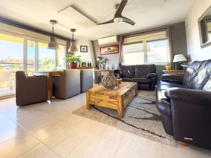 Image No.18-3 Bed Villa for sale