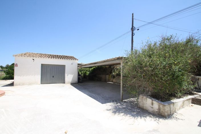 Image No.26-3 Bed Property for sale