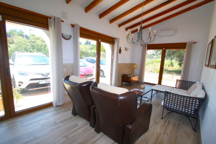 Image No.6-3 Bed Property for sale